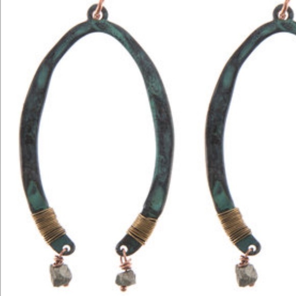 Bohemian Patina Wishbone stonedrop brass earrings - Picture 2 of 4